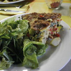 Samstag Mittag: Tortilla mit Salat